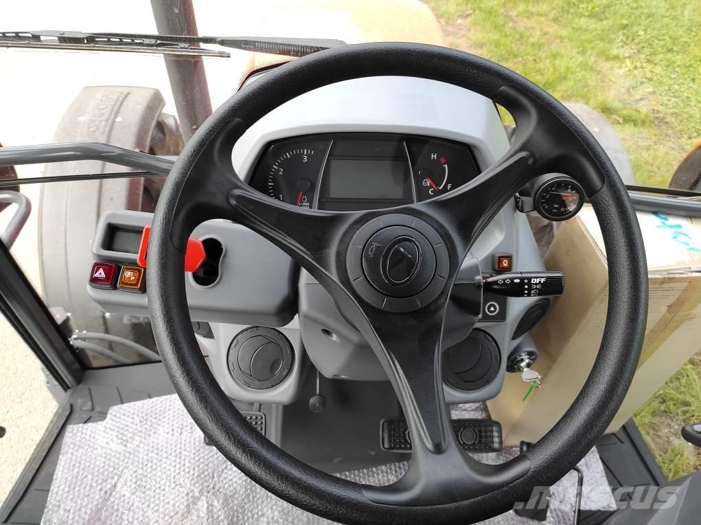 Kubota M4073 Traktori