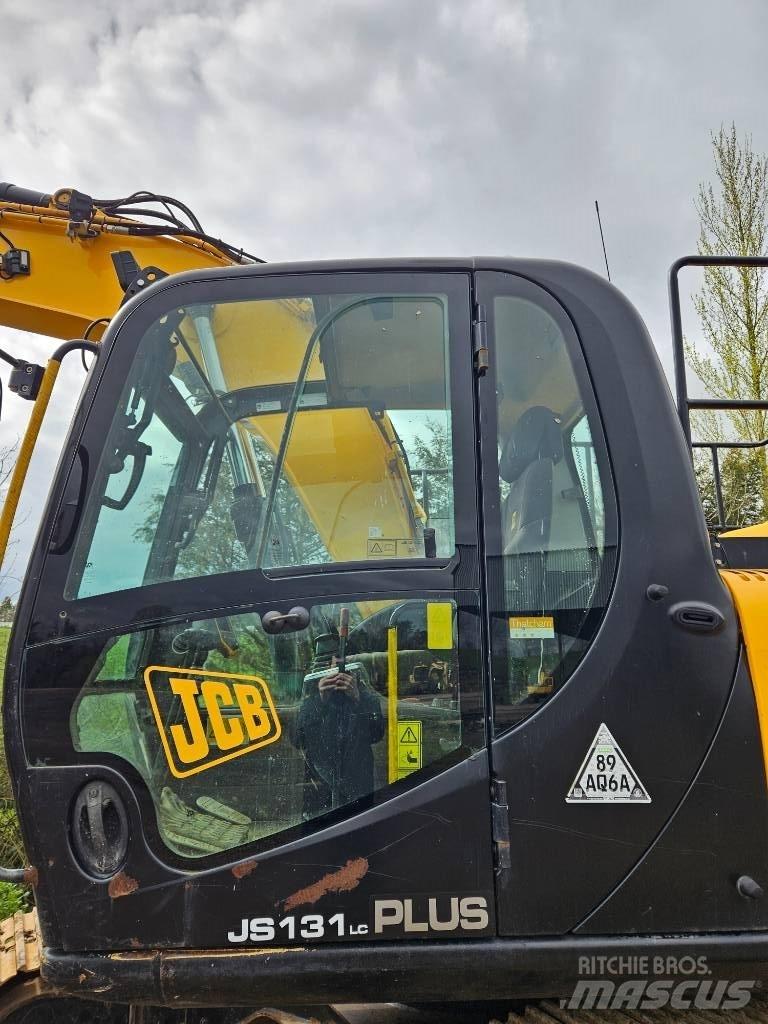 JCB JS 131 LC Bageri guseničari