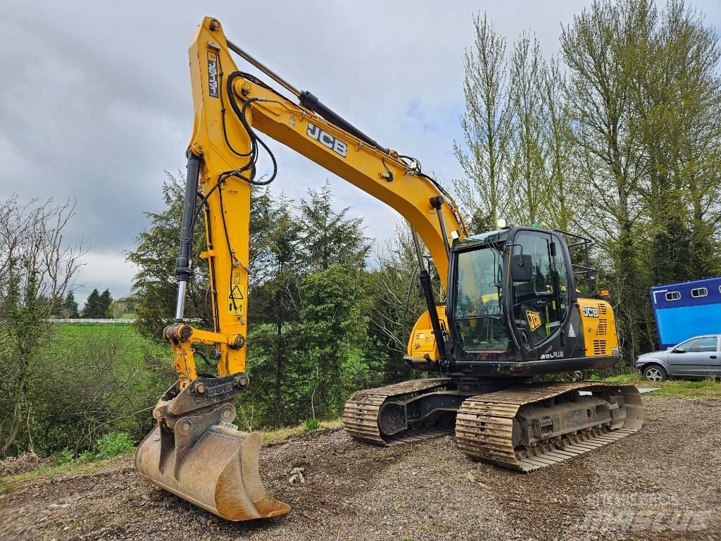 JCB JS 131 LC Bageri guseničari