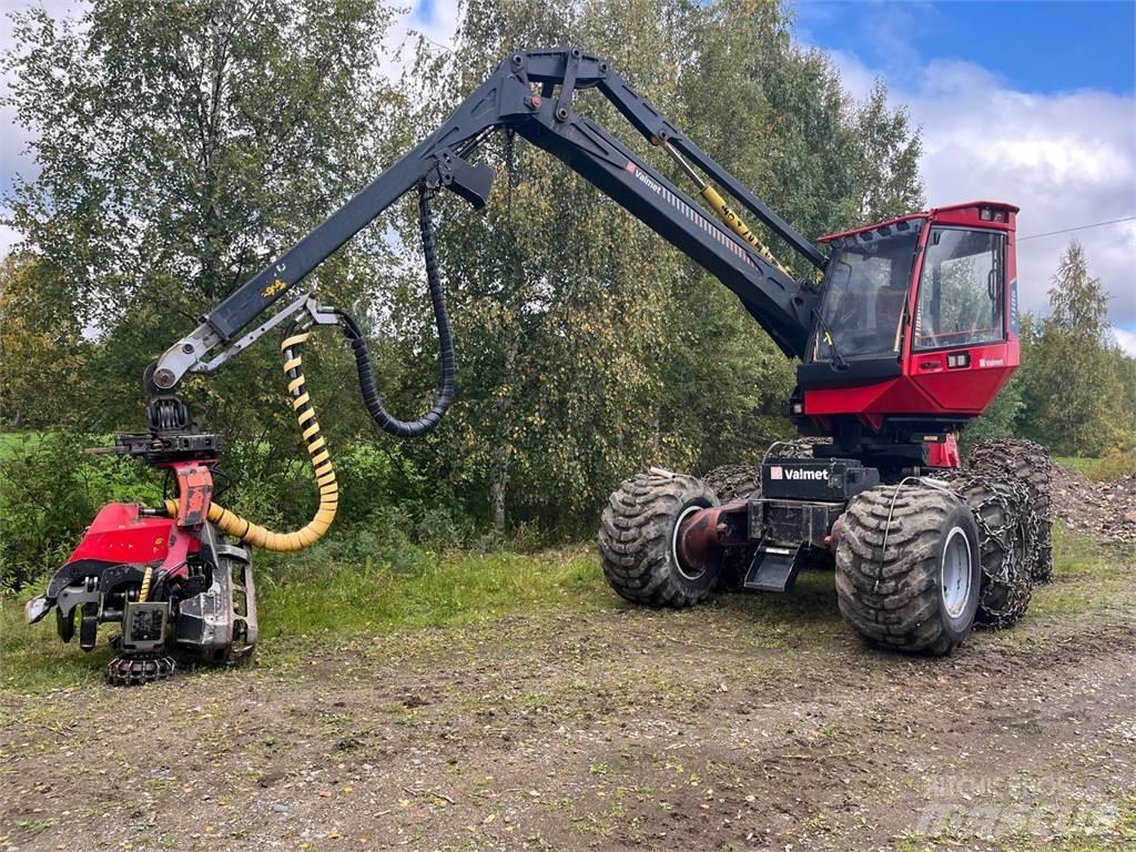 Valmet 901 TX Harversteri
