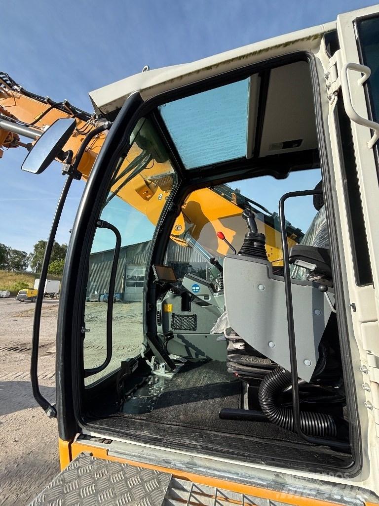 Liebherr LH 22 Bageri za prenos primarnih/sekundarnih sirovina