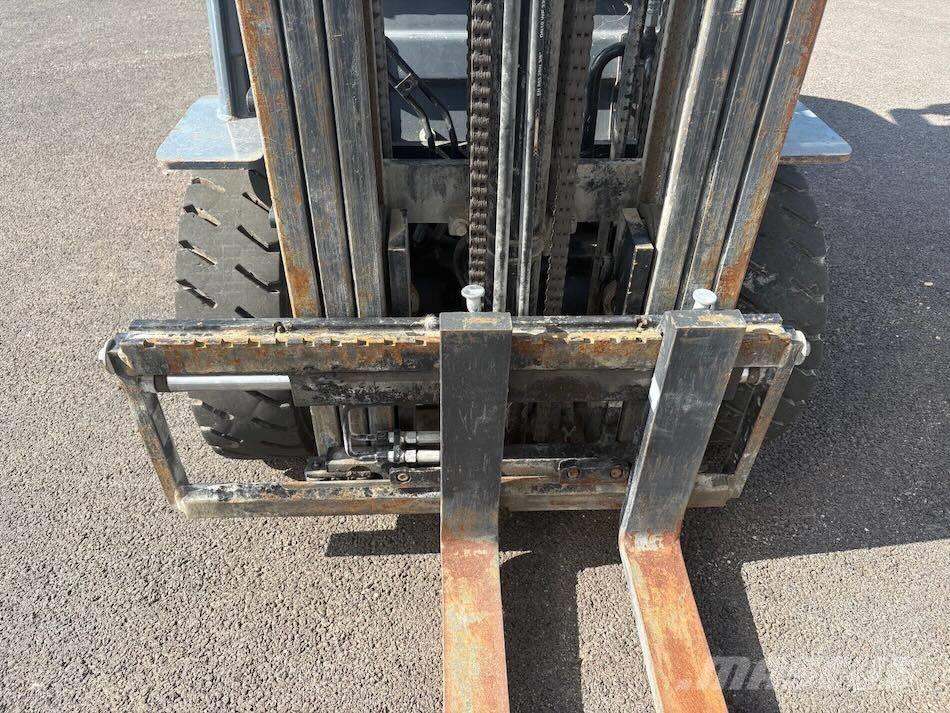 Toyota 8 FDF 25 Dizelski viljuškari