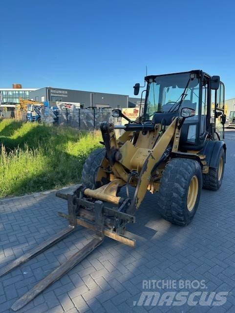 CAT 908 H Utovarivači na točkove