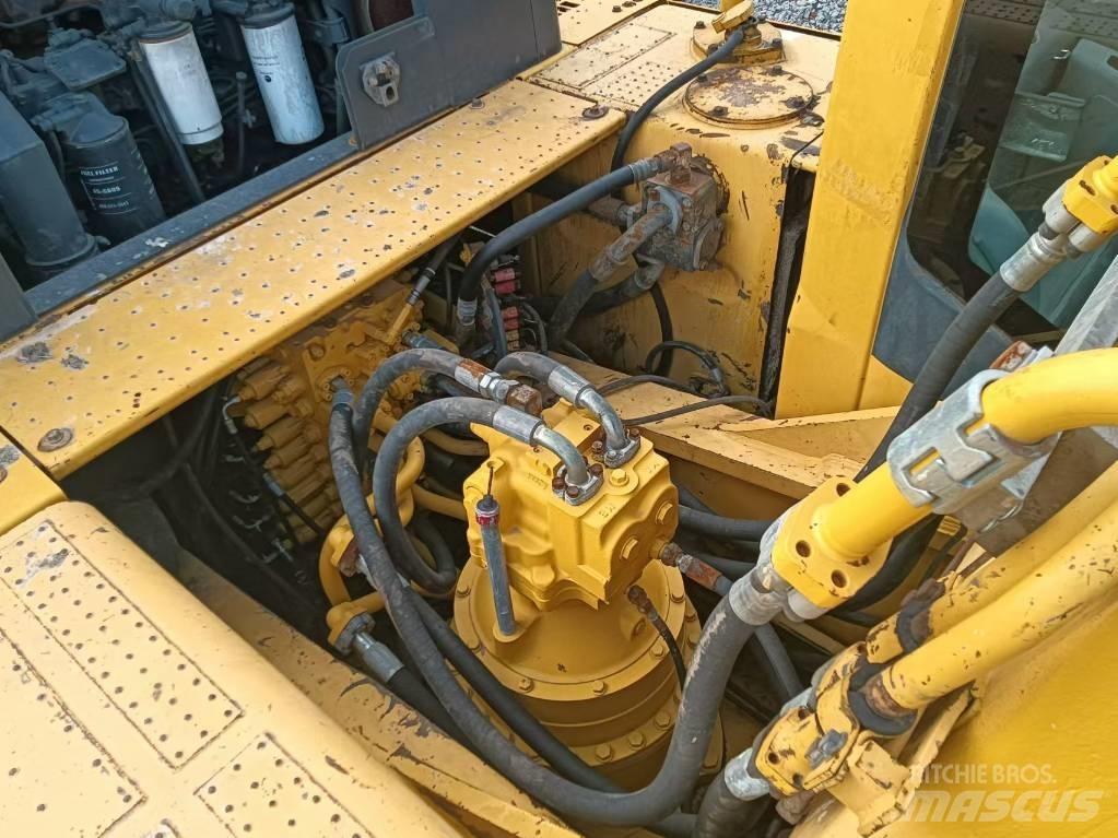 Komatsu PC 400-8 R Bageri guseničari