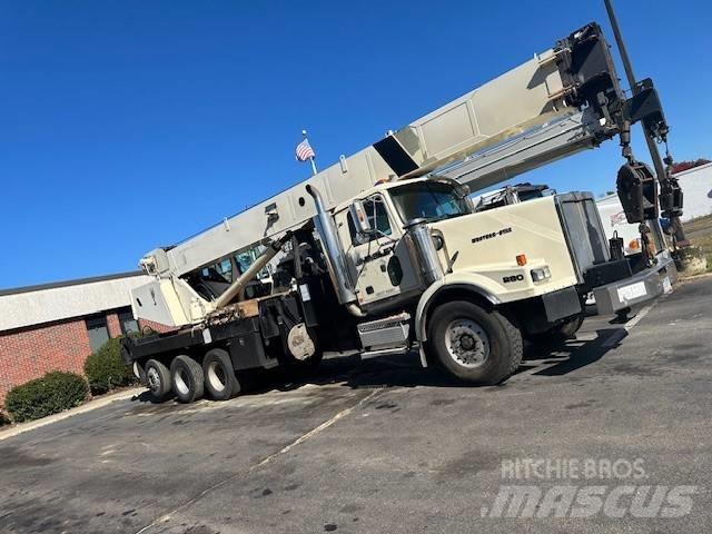 National Crane 1800 Derik kranovi