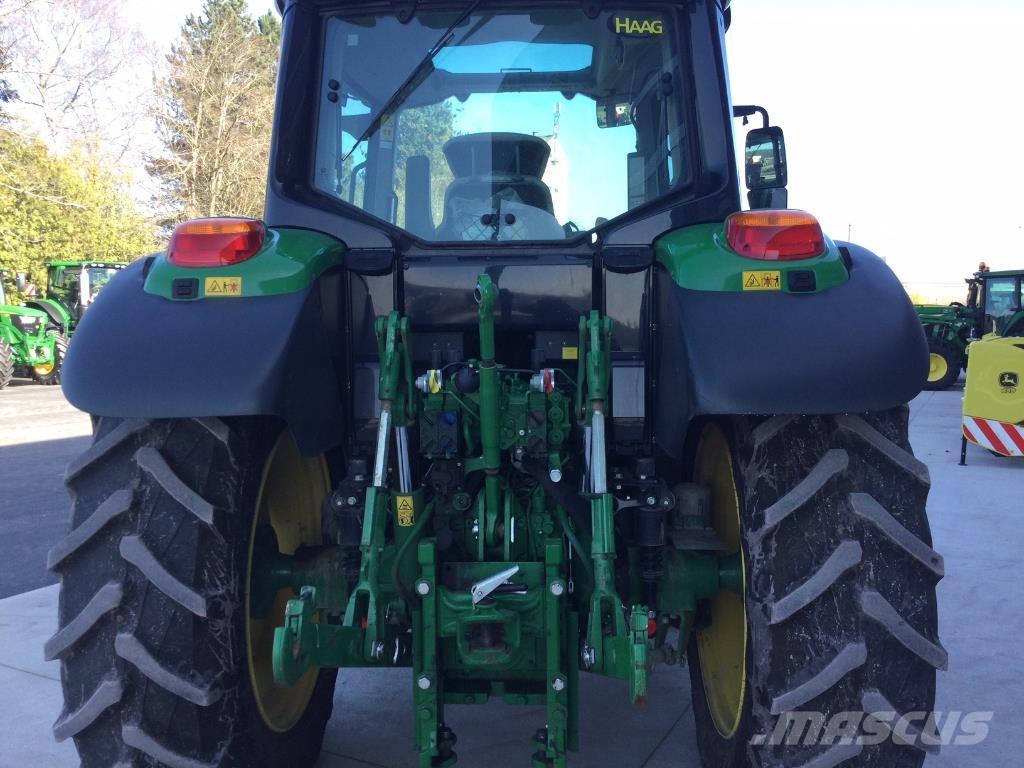 John Deere 6110M Traktori