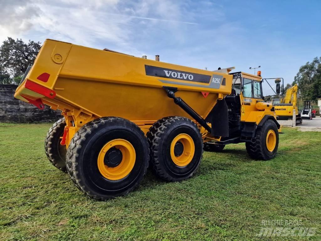 Volvo A 25 C Zglobni damperi