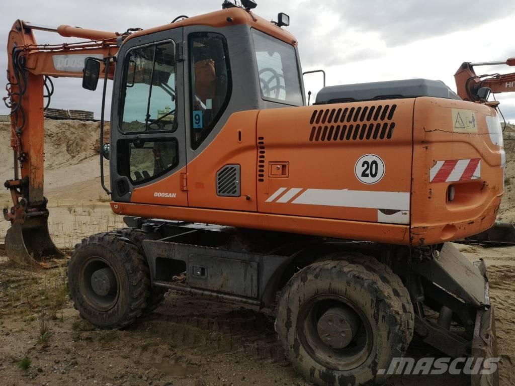  DOSAN DX170W Bageri točkaši