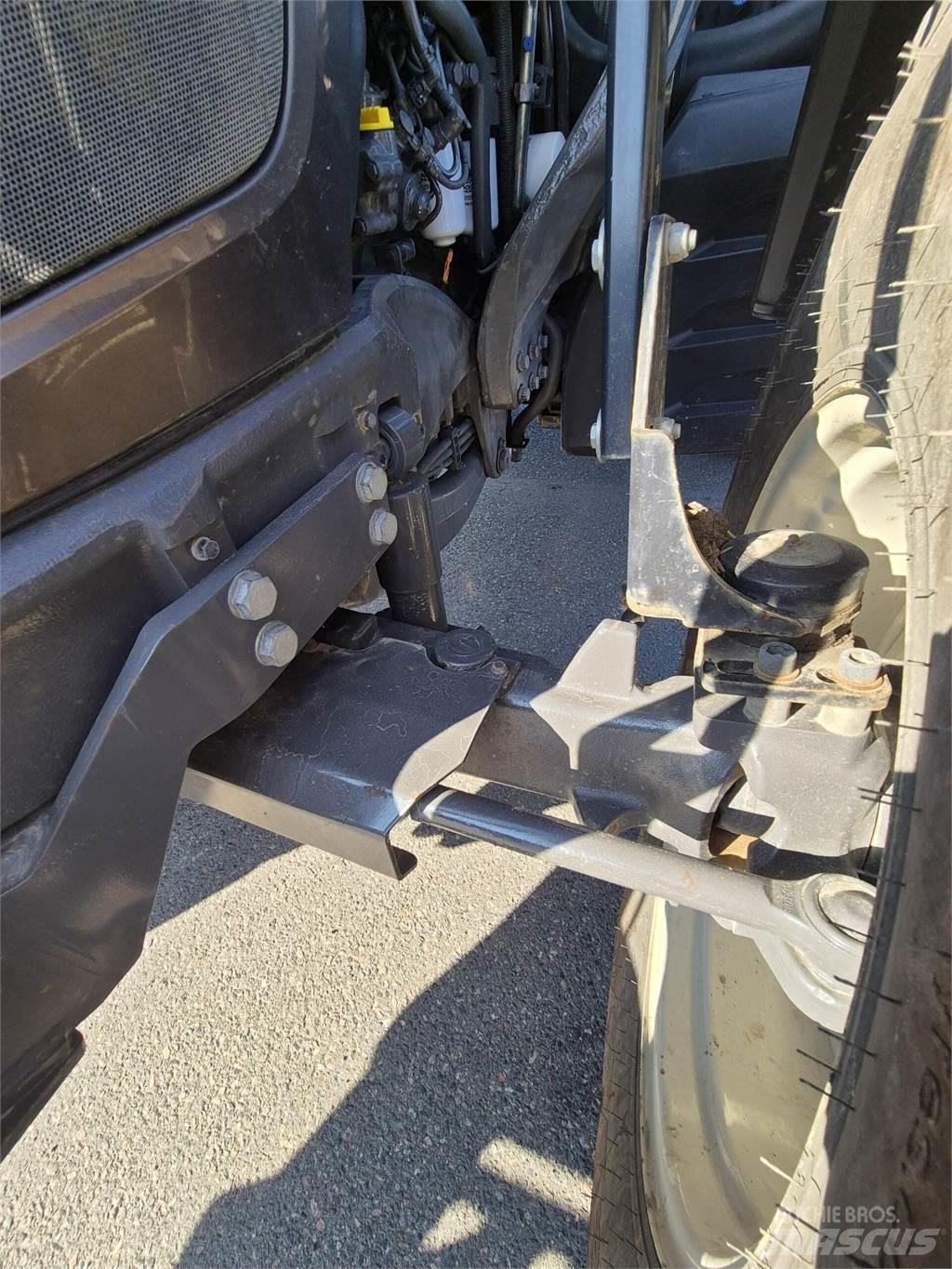 Valtra N175 A Traktori