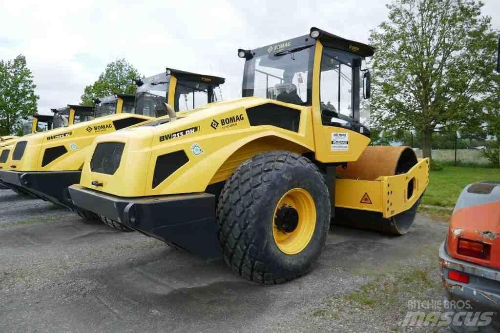 Bomag BW 213 DH-5 Nabijači zemlje