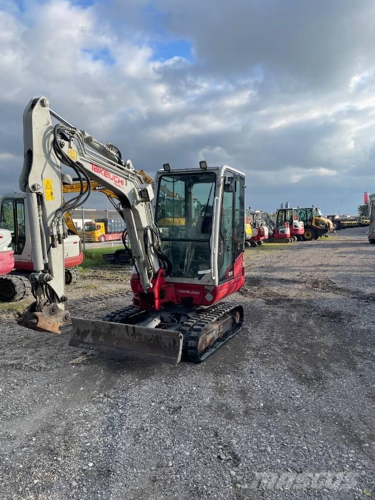 Takeuchi TB 230 Mini bageri < 7t