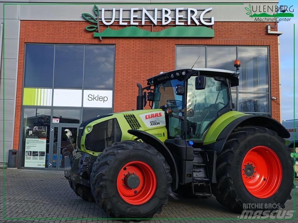 CLAAS Axion 850 Traktori
