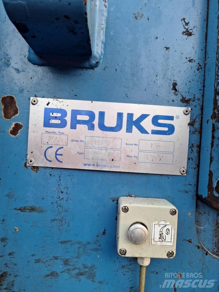 Bruks 805 CT Drobilice drva / čiperi