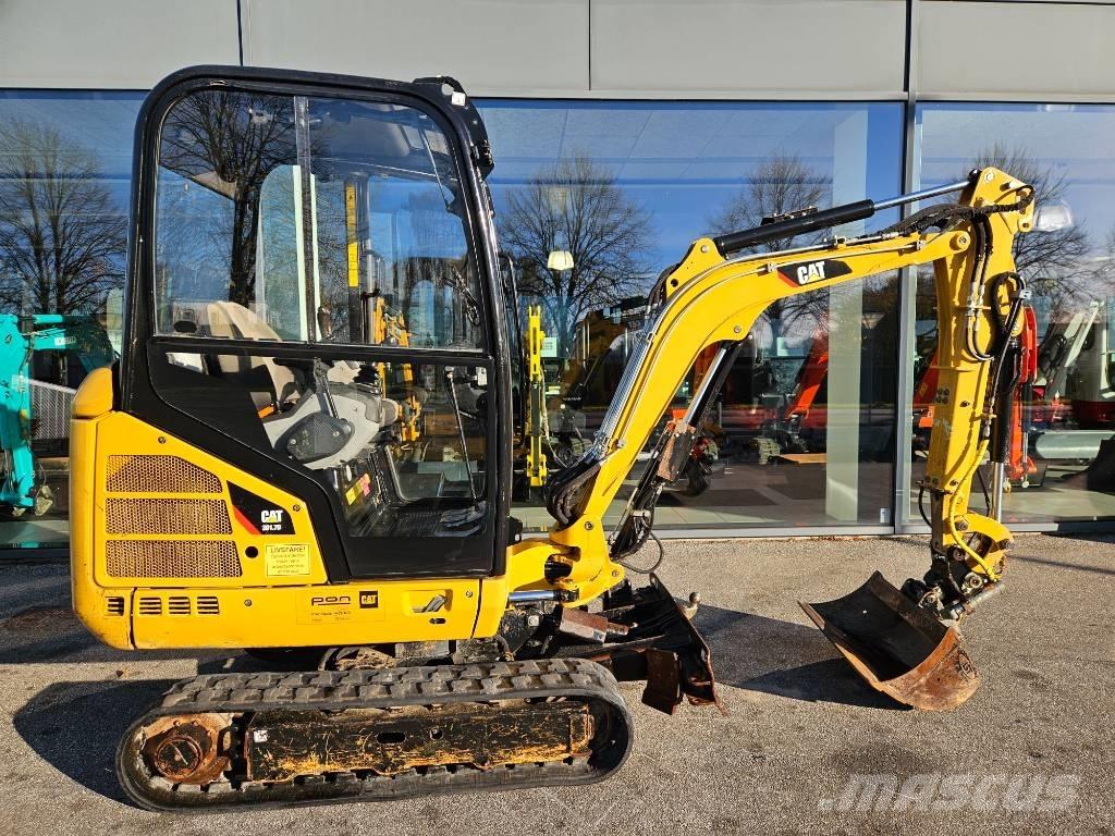 CAT 301.7 D Mini bageri < 7t