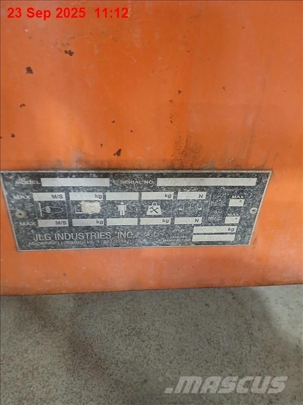 JLG 600 AJ Zglobne podizne platforme