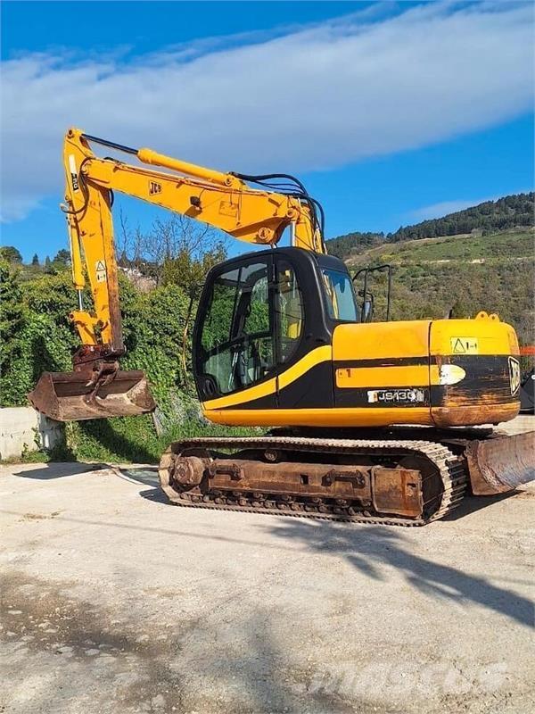 JCB JS130 Bageri guseničari