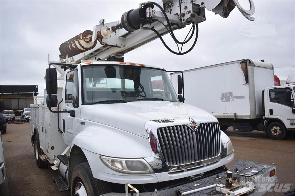Altec D2045TR Polovni mobilni kamioni za bušenje