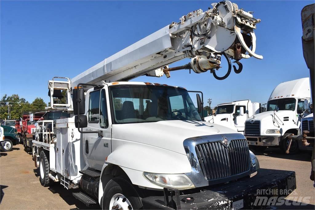 Altec DM47TR Polovni mobilni kamioni za bušenje