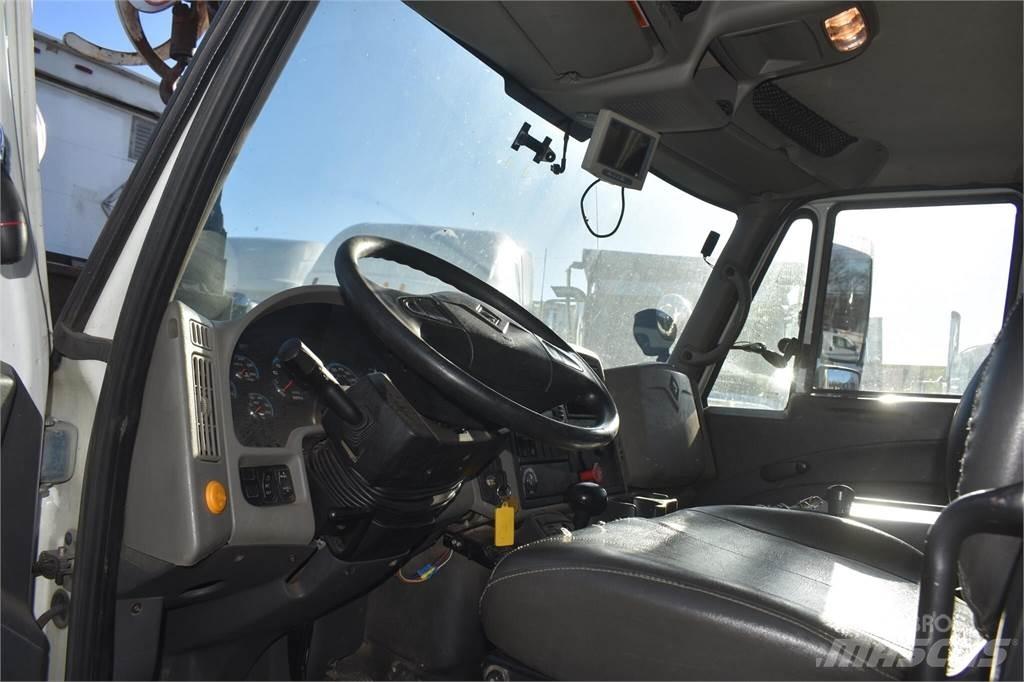 Altec DM47TR Polovni mobilni kamioni za bušenje