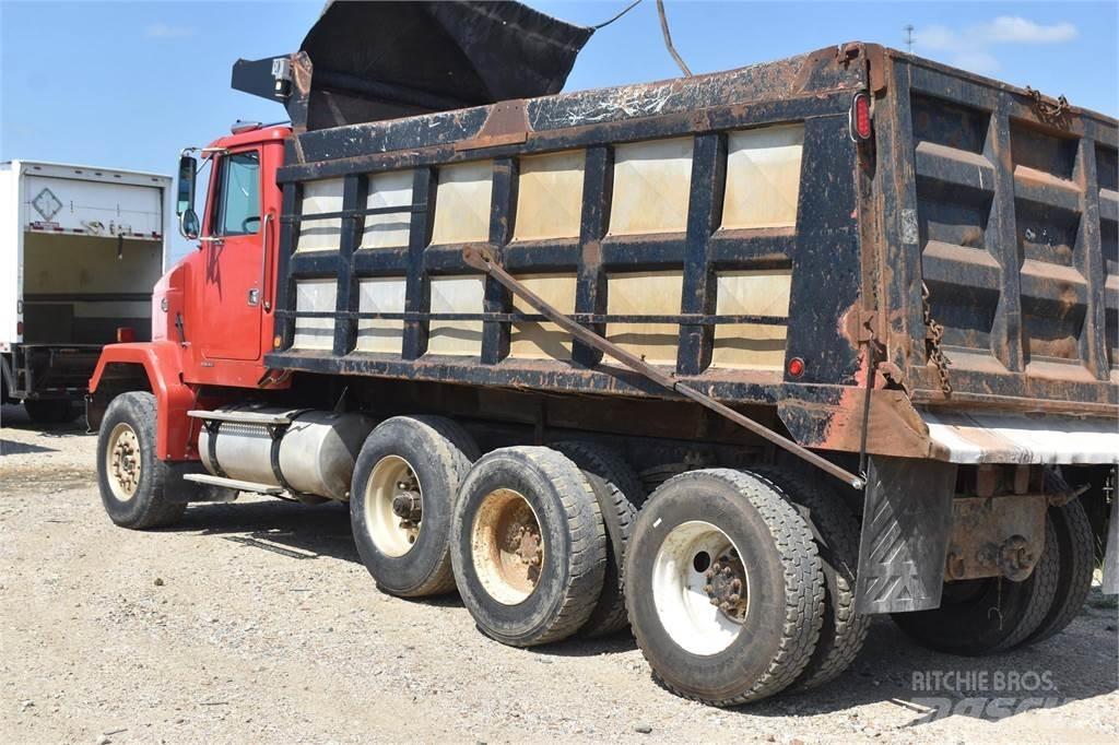 Autocar DC10364B Kiperi kamioni