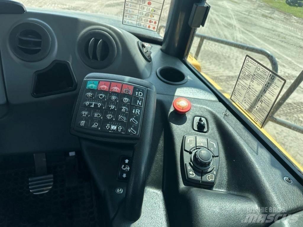 Bell B40E Zglobni damperi