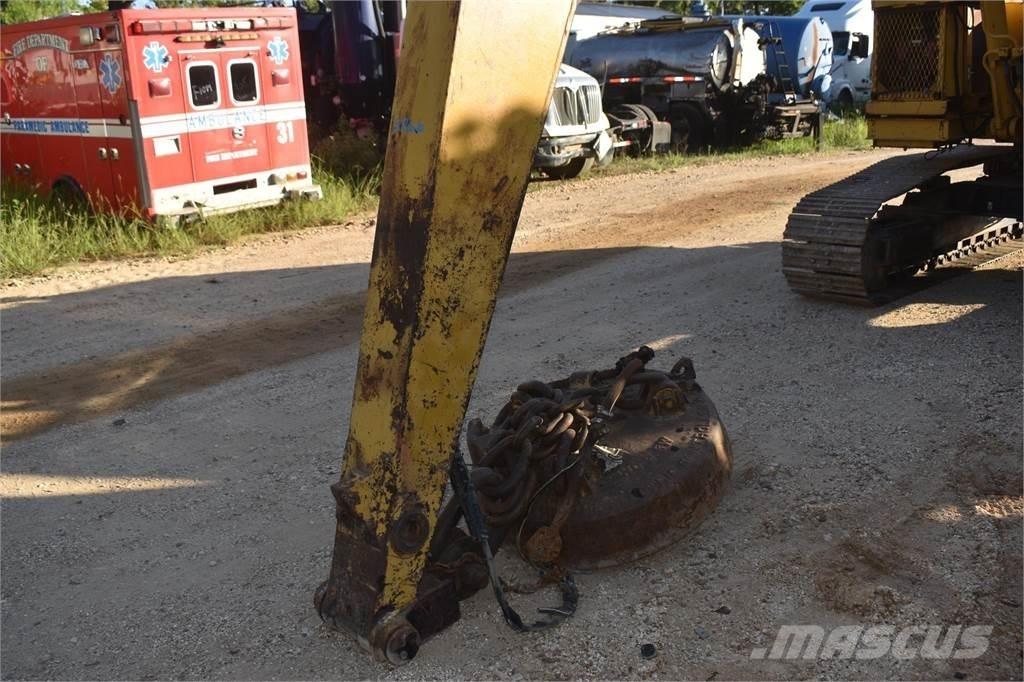CAT 215B LC Bageri guseničari