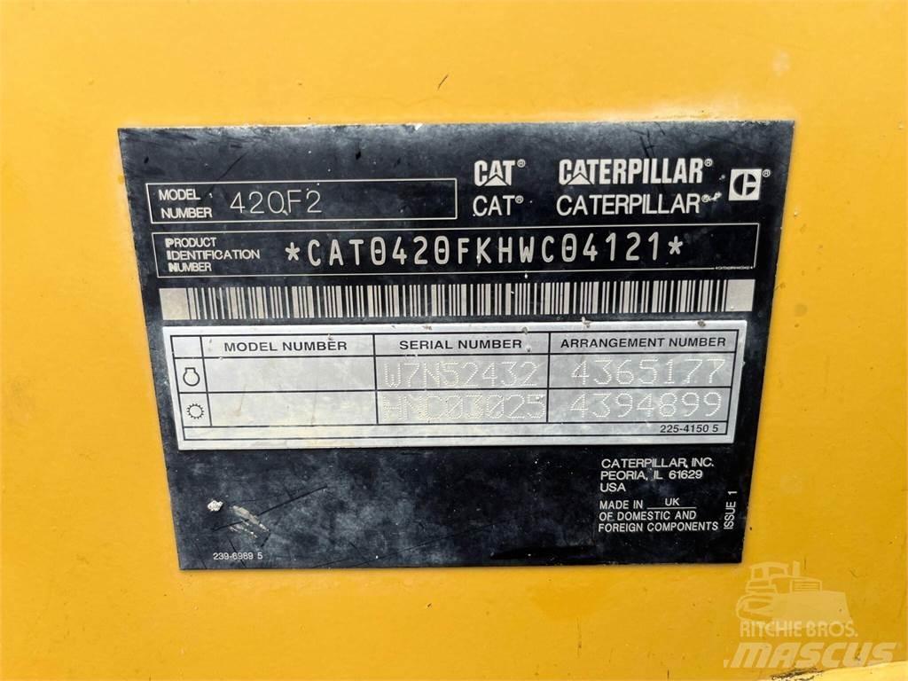 CAT 420F2 Rovokopači