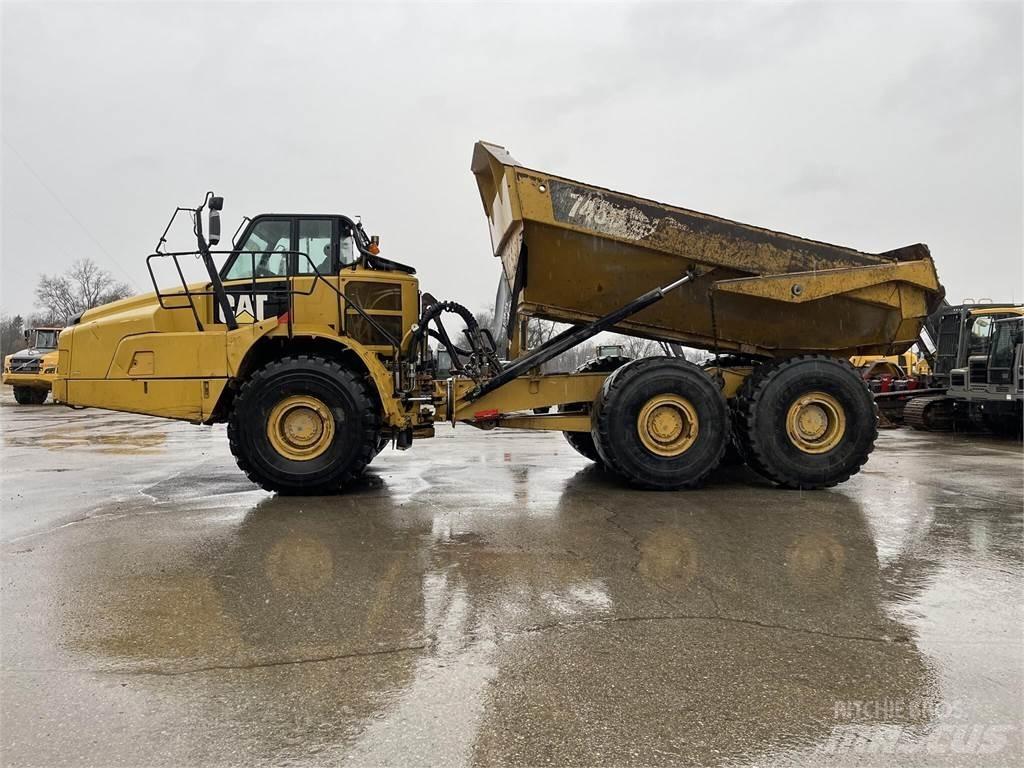 CAT 745C Zglobni damperi