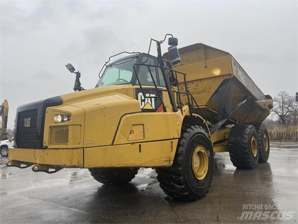 CAT 745C Zglobni damperi