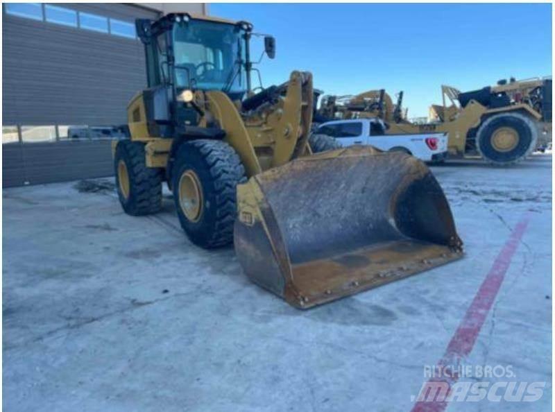 CAT 930M Utovarivači na točkove