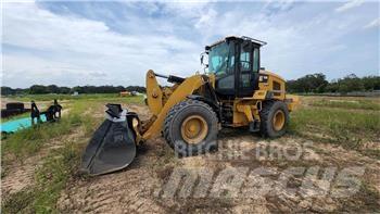 CAT 938M Utovarivači na točkove