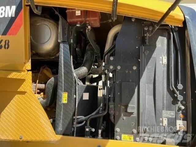 CAT 938M Utovarivači na točkove
