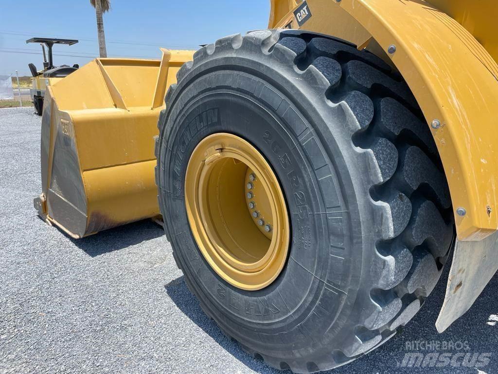 CAT 972M Utovarivači na točkove