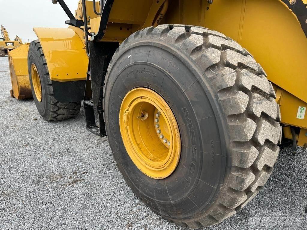 CAT 972M Utovarivači na točkove