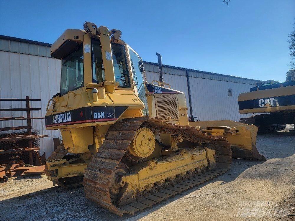 CAT D5N LGP Buldožeri guseničari