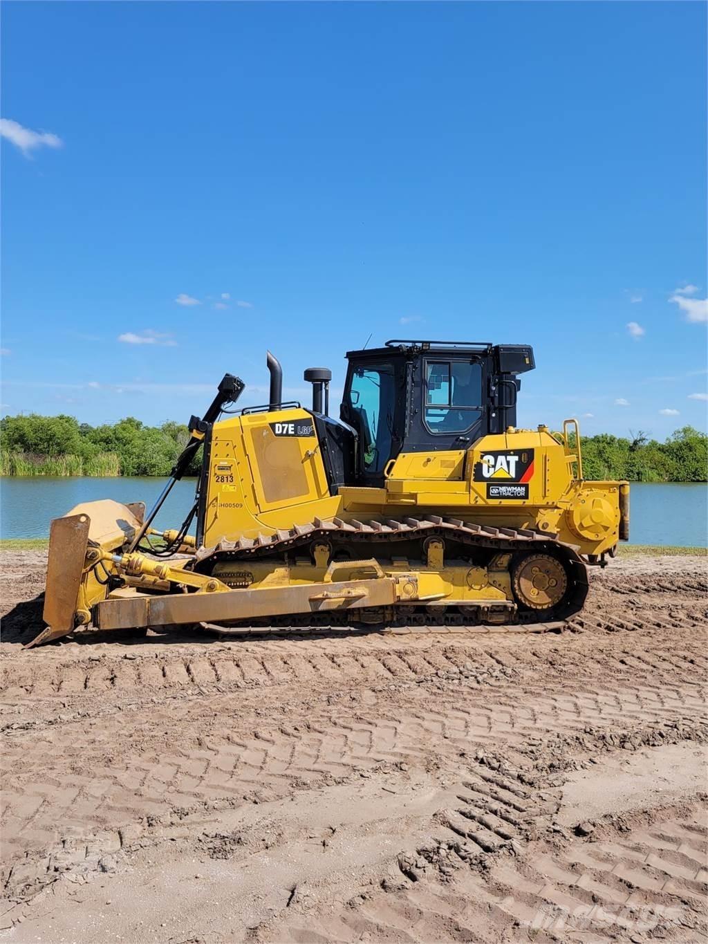 CAT D7E LGP Buldožeri guseničari