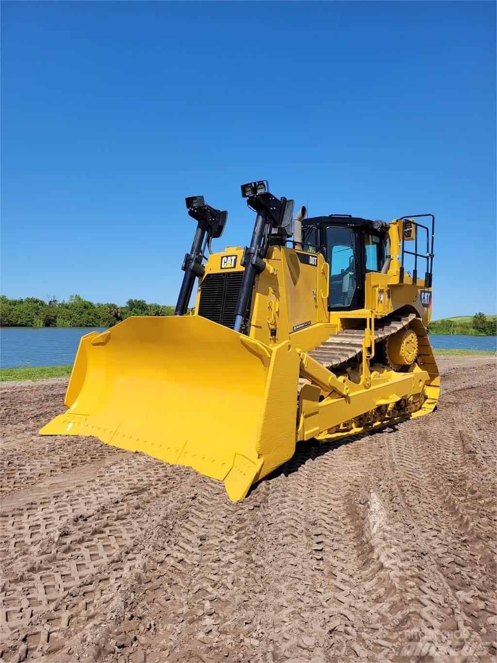 CAT D8T Buldožeri guseničari