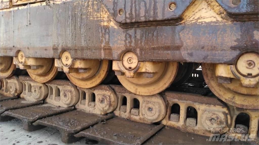 CAT D9H Buldožeri guseničari