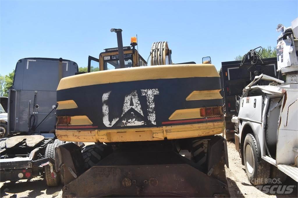 CAT M318 Bageri točkaši