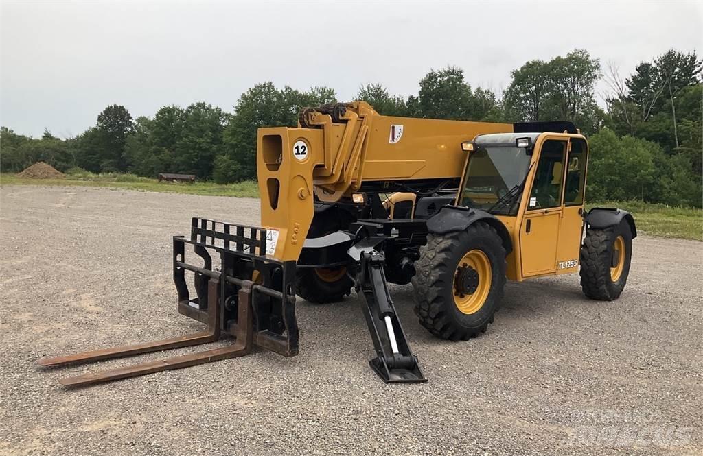 CAT TL1255 Teleskopski viljuškari