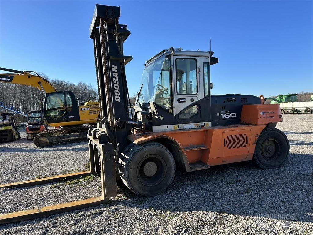 Doosan D160S-7 Viljuškari - ostalo