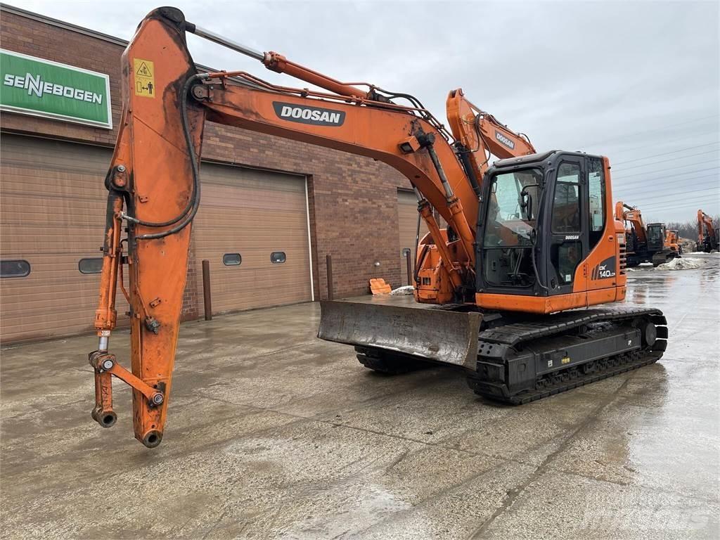 Doosan DX140 LCR-3 Bageri guseničari