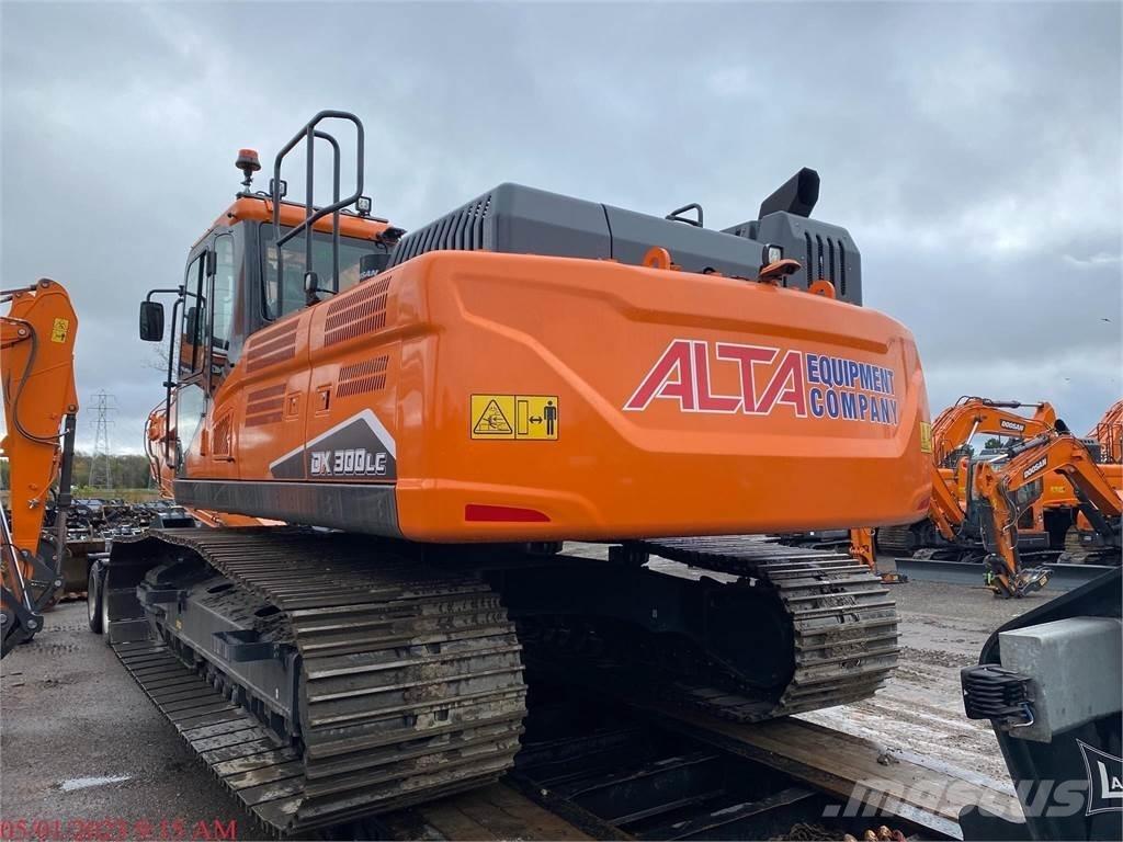 Doosan DX300 LC Bageri guseničari
