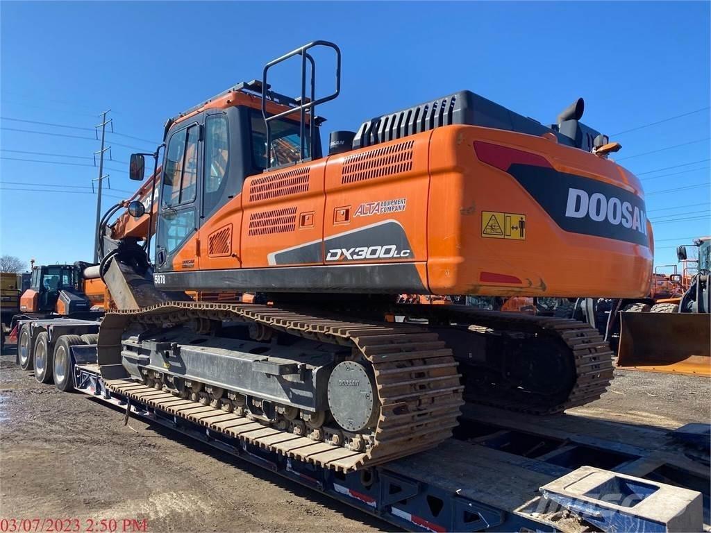 Doosan DX300 LC-5 Bageri za prenos primarnih/sekundarnih sirovina