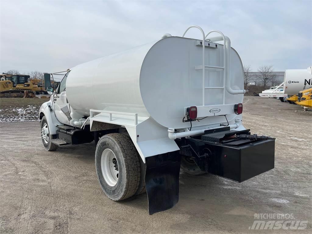 Ford F650 Kamioni za vodu