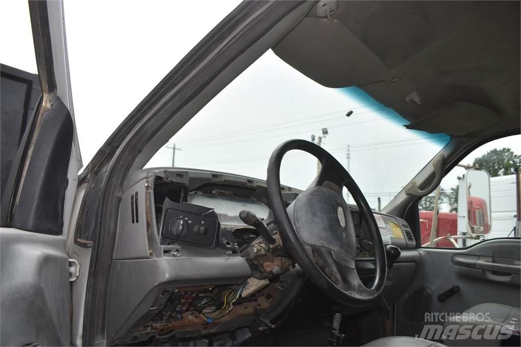 Ford F750 Kamioni cisterne