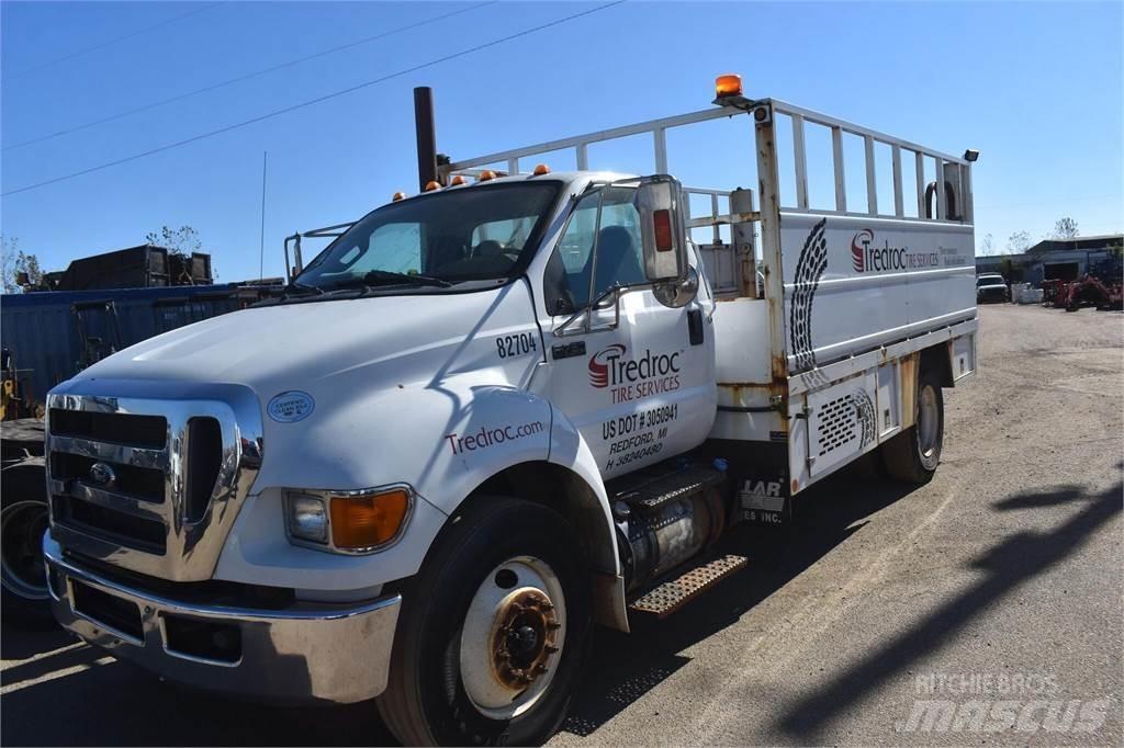 Ford F750 Komunalna vozila za opštu namenu