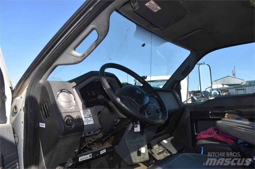 Ford F750 Komunalna vozila za opštu namenu