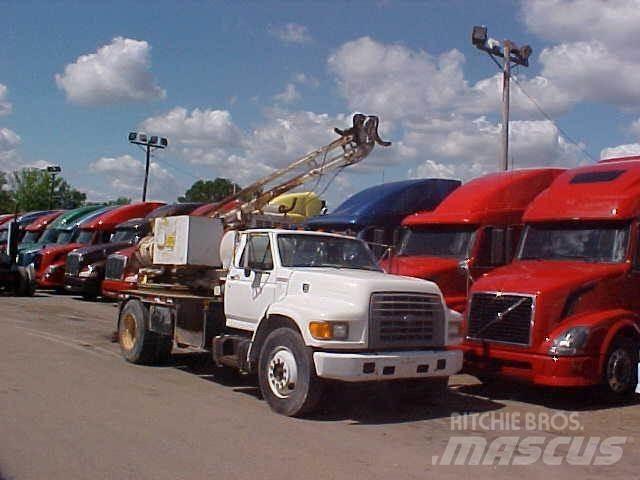 Ford F800 Komunalna vozila za opštu namenu