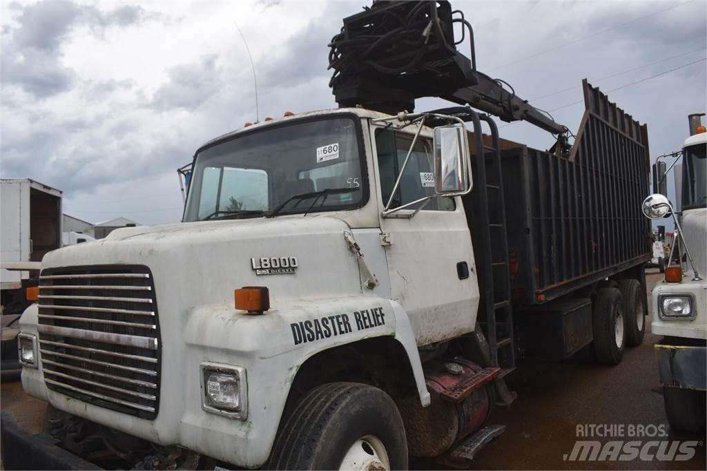 Ford L8000 Kamioni sa kranom